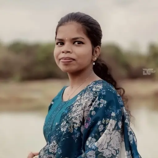 DESIGNER OF THE WEEK