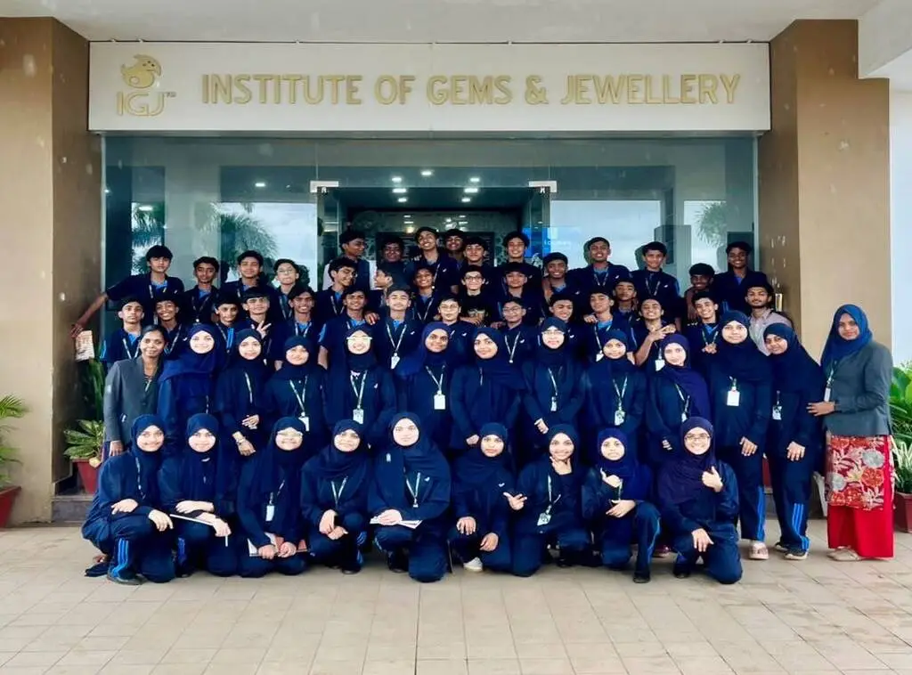 Straightpath International School