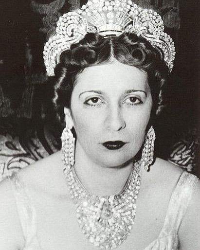 Queen Nazli Diamond Necklace